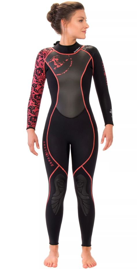 David Beckham Suit, Scuba Wetsuit, Supergirl Costume, Sporty Swimwear, Wetsuit Women, Wet Suit, Leather Camera Strap, Scuba Girl, Diving Suit