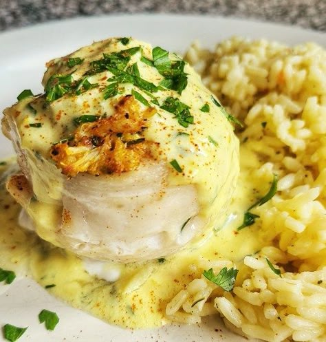 Fancy Fish Dinner, Lemon Cream Sauce, Stuffed Fish, Lemon Cream Sauces, Crab Dishes, Crab Stuffed, Fish Dinner Recipes, Tilapia Recipes, Fish Dinner