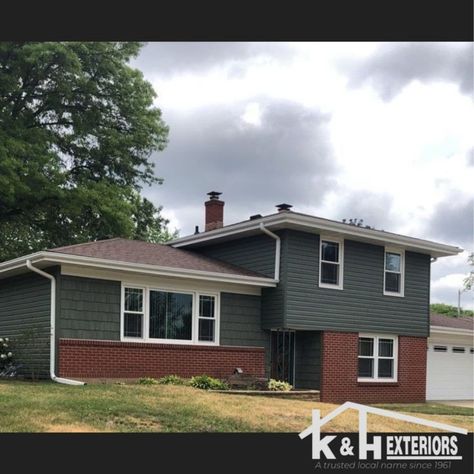 This is a beautiful transformation with new Norandex Cedar Knolls siding in color Myrtle! It compliments the red brick and white trim done. #NorandexSiding #Siding #Contractor Green Siding With Red Brick, Siding With Red Brick, Green Siding, Blue Siding, Grey Siding, Pine Hill, Brown Brick, Cedar Siding, Red Brick House