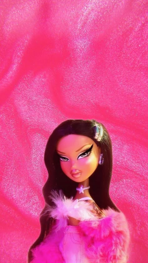 bratz,bratz wallpaper,baddie,baddie wallpaper,pink wallpaper barbie bratz doll,aesthetic, bratzdolls, moda, fashion, pink,explorepage,doll, dolls, monster high, makeup,vintage, doll collector,bratz aesthetic, explore, bratz challenge,dollstagram ,pink aesthetic ,doll photography, bratz collector,pink,barbie Pink Wallpaper Black, Lock Screen Picture, Wallpaper Baddie, Bratz Doll Aesthetic, Bratz Wallpaper, Monster High Makeup, Aesthetic Doll, Baddie Wallpaper, Black Bratz