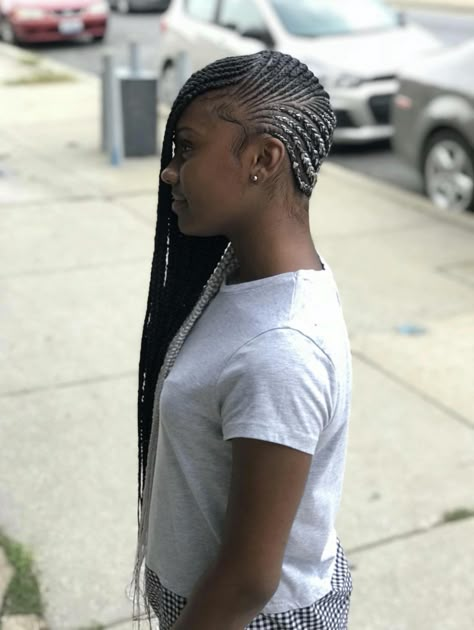 Hairstyles Black Girls Weave, Medium Lemonade Braids, Small Lemonade Braids, Black Hairstyles Medium Length, Weave Braids, Weave Braid, Christmas Hairstyle, Lemonade Braids Hairstyles, Two Braid Hairstyles