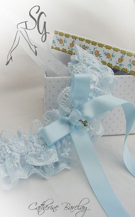 Tulle Garter, Wedding Flower Arrangements Table, Unique Garter, Wedding Games For Kids, Veil Diy, Diy Wedding Veil, Wedding Planner Logo, Bride Garter, Wedding Garter Blue