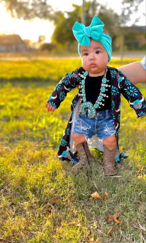 Baby Girl Western Outfits, Country Baby Outfits, Toddler Girl Outfits Winter, Country Baby Boy Outfits, Baby Girl Country Outfits, Western Newborn Outfits, Country Toddler Girl, Country Baby Girl Clothes, Country Babies