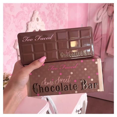 Semi Sweet Chocolate Bar Palette from Too Faced 💗💘💕🎀 Chocolate Bar Palette Looks, Chocolate Bar Too Faced, Bar Palette, Chocolate Bar Palette, Two Faced, Sweet Chocolate, Semisweet Chocolate, Makeup Brands, Too Faced