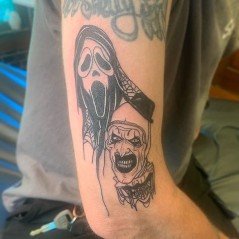 Scream Tattoos For Women, Terrifier Tattoo, Scream Tattoos, Scream Tattoo, Halloween Flash, Mom Tattoo Designs, Mom Tattoo, Tattoo Love, Flash Design