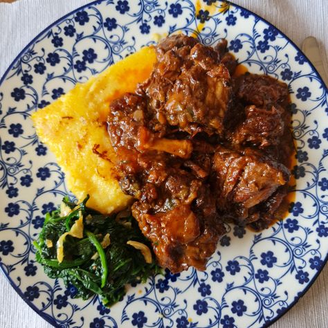 Oxtail Ragu, Recipe With Red Wine, Cooking With Red Wine, Oxtail Recipe, Braised Oxtail, Red Wine Recipe, Red Wine Reduction, Oxtail Recipes, Wine Recipe