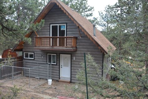 Cabin Exterior Paint Colors, Log Cabin Exterior Paint Colors, Rustic Cabin Exterior, Cabin Exterior Colors, Cabin Siding, Log Cabin Siding, White Exterior Paint Colors, Log Cabin Exterior, Solid Stain Colors