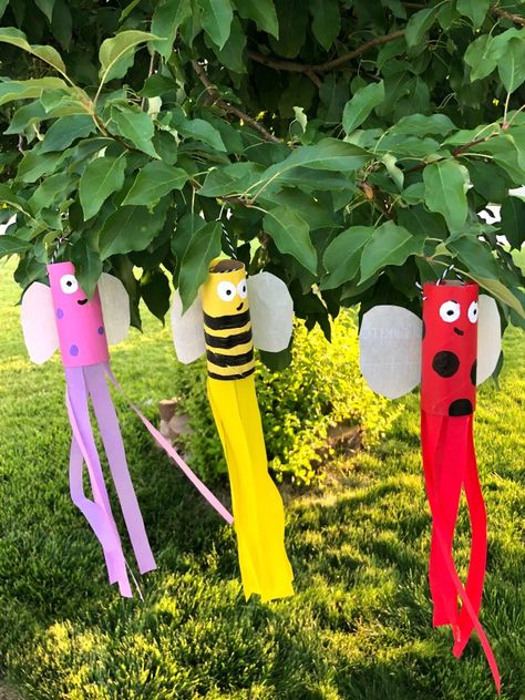 Create DIY Windsocks using Recycled Cans and Containers Spring Recycled Crafts, Recycling Art For Preschool, Wind Sock Diy, Spring Windsock, Bug Crafts For Kids, Windsock Craft, Crafts For School, Toilet Paper Tubes, Recycled Cans