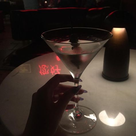 pιnтereѕт @вanĸr0llѕ ✨ Nagisa Shiota, Selina Kyle, Daiquiri, Instagrammer, Night Aesthetic, Red Aesthetic, Martini Glass, Helsinki, Black Aesthetic