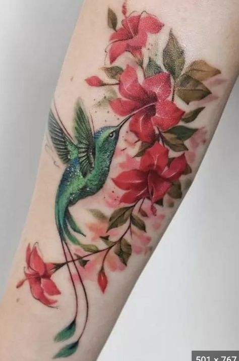 Hummingbird Flower Tattoos, Hummingbird With Flowers, Hibiscus Flower Tattoos, Hibiscus Tattoo, Tattoos For Women Flowers, Hawaiian Tattoo, Hummingbird Flowers, Tatuaje A Color, Hummingbird Tattoo