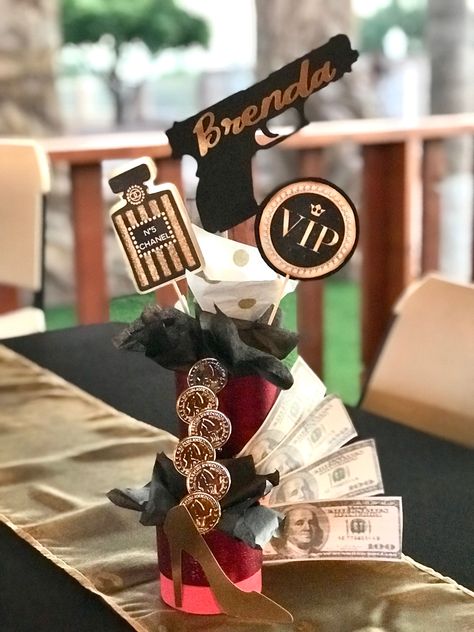 Narco Birthday Theme, Narco Theme Cake, Buchon Party Theme For Men, Mafia Theme Party Decoration, Gangster Birthday Party, Bar Mitzvah Ideas Boys, Mafia Party, James Bond Party, 17th Birthday Ideas