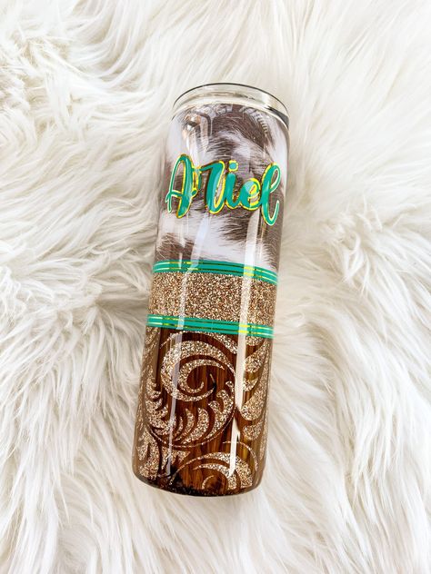 Glitter Epoxy Tumbler, Cow Print Tumbler, Epoxy Tumbler, Epoxy Tumblers, Diy Cups, Teacher Friends, Custom Glitter, Custom Tumbler, Looking For Someone