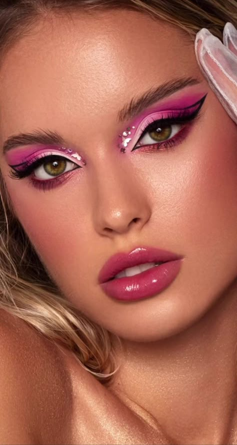 Eye Makeup Barbie, Flamingo Makeup Look, Pink Stage Makeup, Hot Pink Lipstick Makeup Look, Pink Mermaid Makeup, Barbie Makeup Look, Barbie Pink Lipstick, Recital Makeup, Dance Competition Makeup