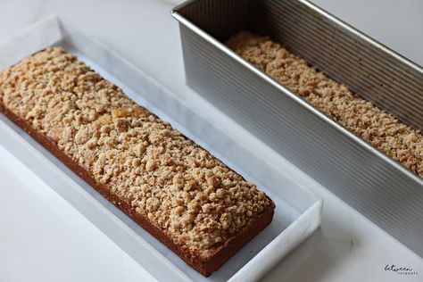 Bake Your 9x13 Cakes in a Loaf Pan - Between Carpools Long Loaf Pan Recipes, Cake Problem, Pullman Loaf Pan, Cinnamon Swirl Cake, Loaf Pan Cake, Swirl Cake, Box Cake Mix, Pan Recipes, Loaf Cake