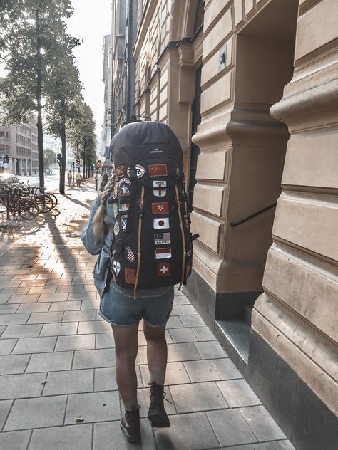 Backpacking Eastern Europe Summer 2019 #travel #Europe #2019 #Bucketlist #aesthetic #Gapyear #destinations #Inspo #backpacking #backpackingeurope #Easterneurope Italy Backpacking Outfits, Backpacking Australia Outfits, The Do Over Tl Swan Aesthetic, Backpacking Trip Aesthetic, Inter Railing Europe Aesthetic, Backpack Europe Aesthetic, Backpacking Across Europe Aesthetic, Backpack Aesthetic Travel, Backpacking Australia Aesthetic