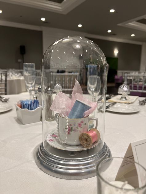 Cinderella Diy, Cinderella Quince Centerpieces, Glass Slipper Centerpiece Ideas, Cinderella Theme Quinceanera Centerpieces Table Decorations, Cinderella Centerpiece Ideas Diy, Cinderella Centerpieces, Cinderella Birthday Centerpieces, Cinderella Centerpiece Ideas Quince, Cinderella Wedding Theme Decoration