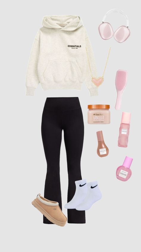 #cute #oufitideas #outfitinspo #preppy #pink Preppy Girl Aesthetic Outfits, Preppy Track Outfits, Preppy Outfits Leggings, Preppy Outfit Inspo School Casual, Preppy Winter Outfits For School, Preppy Outfits For School Winter, Fashion Outfits Preppy, Simple Preppy Outfits, Basic Preppy Outfits