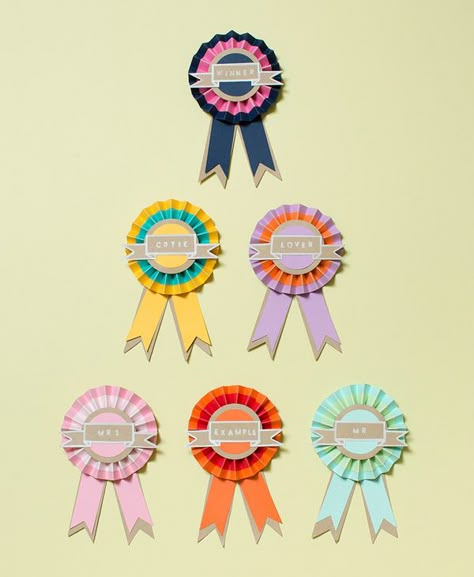 these might be cute for a county fair or pony party! {lulu lucky rosettes} Diy Medals, Handmade Badges, Kids Prizes, Award Ribbons, Ribbon Paper, Award Ribbon, Paper Rosettes, Sweet Paper, Handmade Envelopes