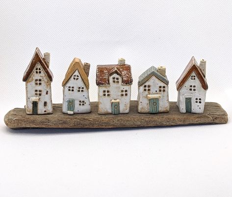 Ceramic Tiny Houses, Tiny Ceramic Houses, Tiny Clay Houses, Air Dry Clay Houses, Ceramics House, Pottery Accessories, Craft Houses, Pottery Village, Mini Pottery