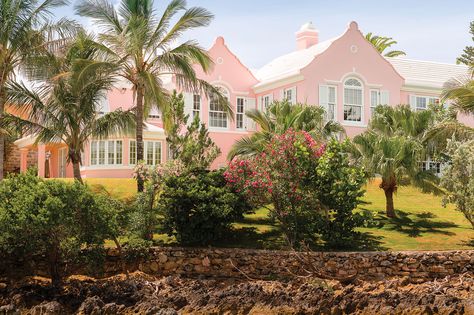 | most of the island s homes are traditional like this one in tucker s ... Bermuda House, Bermuda Art, Bermuda Island, Palm Beach Style, Island House, Living Abroad, Island Home, Another World, Blue Water