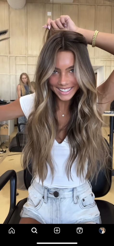 Light Brunette Hair, Summer Blonde Hair, Brown Hair Looks, Brown Hair Inspo, Brunette Hair With Highlights, Dirty Blonde Hair, Brown Hair With Blonde Highlights, Brunette Balayage Hair, Brown Hair Balayage