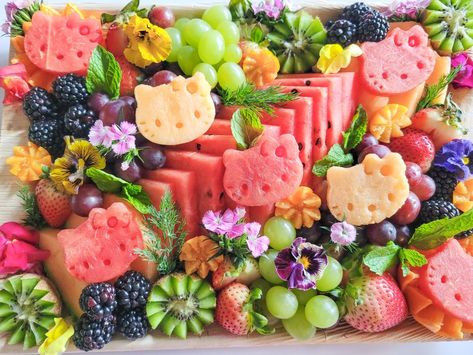 Hello Kitty Veggie Tray, Cat Fruit Tray, Birthday Themes Hello Kitty, Hello Kitty Hawaii Birthday, Hello Kitty Picnic Party, Hello Kitty Fruit Platter, Hello Kitty Luau Birthday, Hello Kitty Desert Table, Sanrio Sweet 16