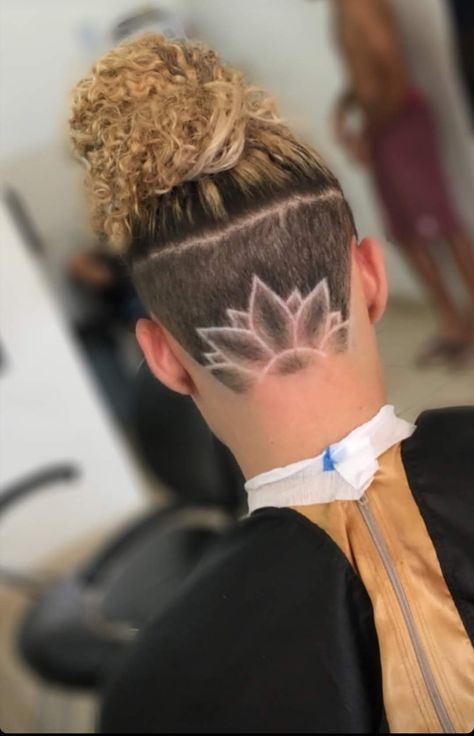 Feminine Undercut Designs, Under Cut Design Women, Easy Undercut Designs For Women, Mandala Hair Design, Designs In Hair For Women, Undercut Design Women, Undercut Hairstyles Women Design, Ladies Undercut Hairstyles, Undercut Patterns Women