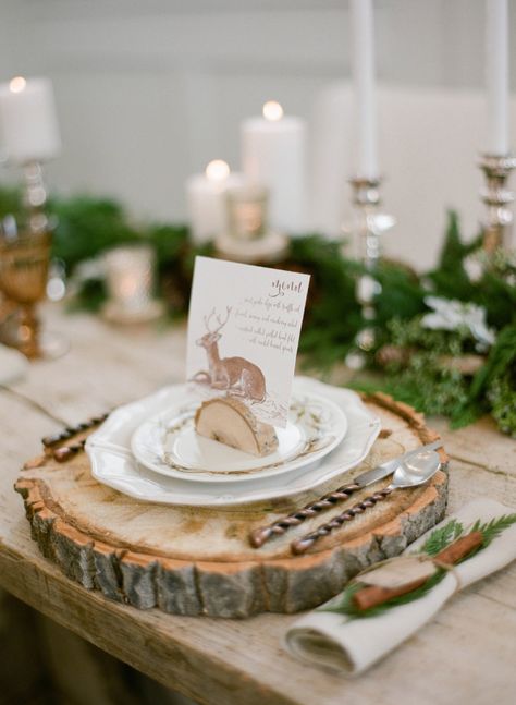 Rustic Wood Wedding Place Setting. http://www.michelleleoevents.com/| photography by http://jacquelynnphoto.com/ Wedding Reception Plates, Candlelit Centerpieces, Rustic Wedding Table Setting, Forest Wedding Reception, Winter Wedding Table, Rustic Winter Wedding, Tafel Decor, Winter Wedding Decorations, Rustic Wedding Table