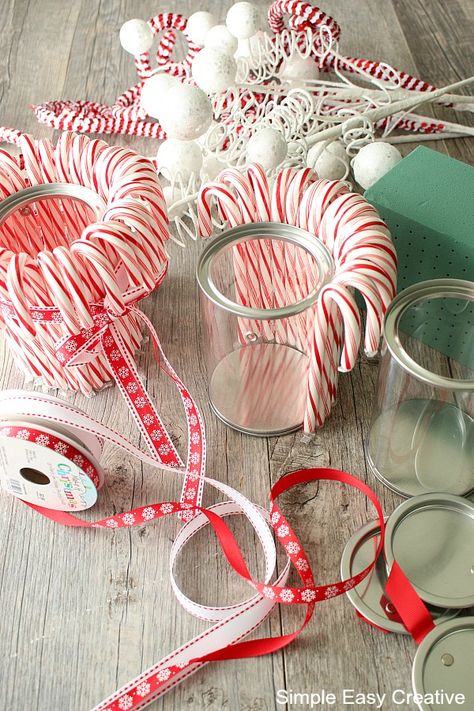 Work Centerpieces, Christmas Table Centerpieces Diy, Homemade Christmas Table Decorations, Peppermint Christmas Decorations, Church Signage, Christmas Party Centerpieces, Cubicle Decorations, Elegant Christmas Centerpieces, Centerpieces Christmas