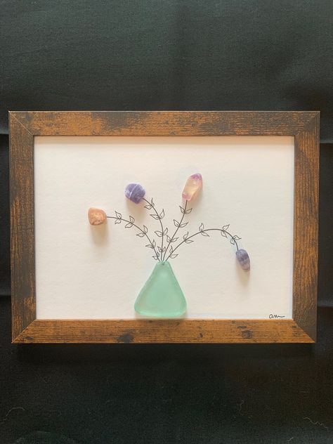 Sea glass and pen flower art. Frame size is 8"x6". Sea glass colors may be different due to each piece is made to order. Seaglass Art Ideas, Sea Glass Art Ideas, Glass Art Diy, Sea Glass Pictures, Seaglass Crafts, Glass Shadow, Glass Shadow Box, Sea Glass Decor, Sea Glass Art Diy