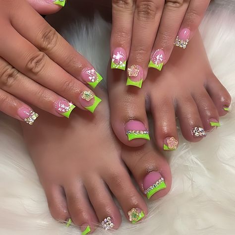 RANCHO CUCAMONGA CA ACRYLIC NAILS, TOES, & PRESS ONS on Instagram: "hand & toe freestyle combo🎀 @shopnailsbymookie MINAJ acrylic powder August availability now open for prebooking, DM/ Click link in bio…" Matching Nail And Toe Sets, Nail Shapes Square, Acrylic Toes, Acrylic Toe Nails, Nail Sets, Unique Acrylic Nails, Pink Nail Designs, Bling Acrylic Nails, Rancho Cucamonga