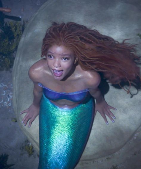 Halle Bailey Was Born To Be The Little Mermaid Ariel Live Action, Halle Bailey Little Mermaid, Little Mermaid Wallpaper, Ariel Hair, Little Mermaid Live Action, Mermaid Movies, Princesas Disney Anime, Disney Live Action Movies, Ariel Disney