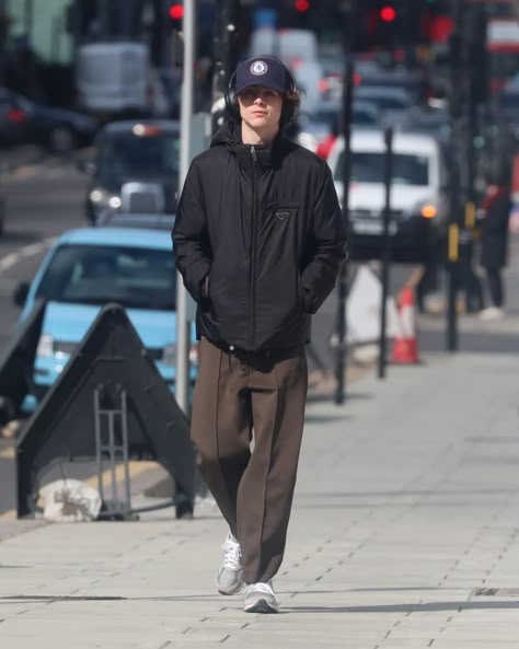 Timothee Chalamet Fashion, Timothee Chalamet Outfits, Timothee Chalamet Style, Prada Jacket, Boyfriend Outfit, Celebrity Casual Outfits, Lil Timmy Tim, Timmy T, Celebrity Street Style