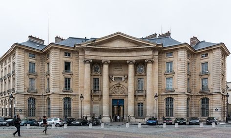 Paris University, Paris Life, Dream It Do It, University Of Paris, Usa University, School Banner, Spotify Playlists, Famous Buildings, Paris Aesthetic