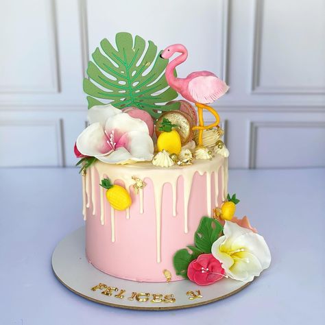 Luau Party Cakes, Hawaiian Theme Cakes, Hawaiian Birthday Cakes, Tiki Cake, Cake Design Birthday, Aloha Cake, Tropical Birthday Cake, Hawaii Cake, Hawaiian Cake