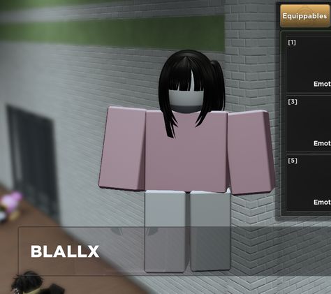 Cutecore Roblox Avatars R6, Roblox Evade Outfits, Evade Roblox Avatars R6, Roblox Shop, Japanese Uniform, Sims 4 Anime, Roblox T Shirts, Japan Outfit, Roblox T-shirt