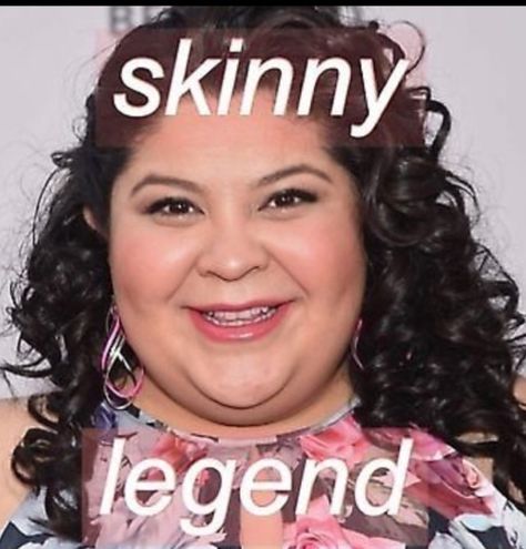 Raini Rodriguez Funny, Rani Rodriguez, Raini Rodriguez, Trisha Paytas, Cute Funny Pics, Disney Channel Stars, Austin And Ally, Debby Ryan, Goofy Pictures