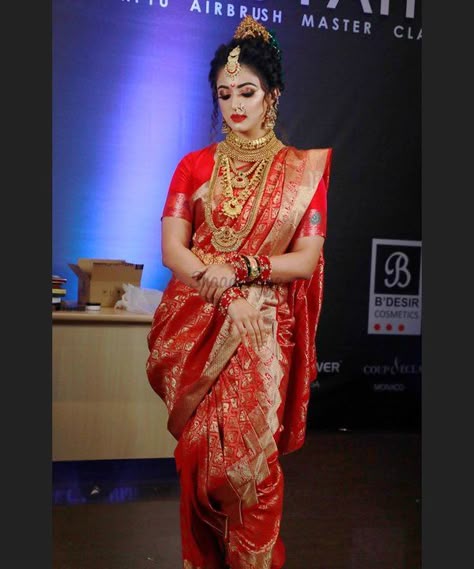 Saree Maharashtrian, Marathi Bride, Marathi Wedding, Indian Bride Makeup, Wedding Sarees Online, Bengali Bridal Makeup, Nauvari Saree, Saree Wearing Styles, Indian Bride Outfits