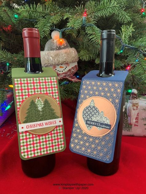 Paper Wine Bottle Covers, Wine Bottle Bag Christmas, Bottle Tags Ideas, Wine Bottle Tags Christmas, Stampin Up Christmas Wine Bottle Tags, Wine Tags For Christmas, Wine Bottle Gift Box Ideas, Stampin Up Wine Bottle Tags, Christmas Wine Tags