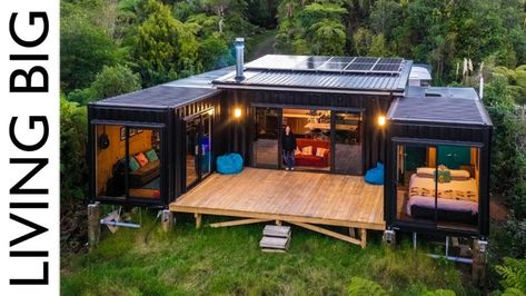 Design Casa Piccola, Off Grid House, Shipping Container Cabin, Shipping Container Home Designs, Container Cabin, Shipping Container House Plans, Shipping Container Home, Building A Container Home, Reading Area