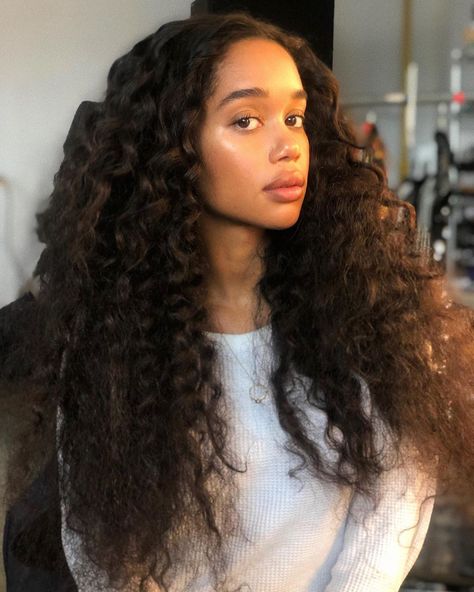 wandering songstress — Laura Harrier Afro Twist Braid, Laura Harrier, Afro Twist, Noah Cyrus, Doe Eyes, Braid Out, Fashion People, Twist Braids, Dream Hair