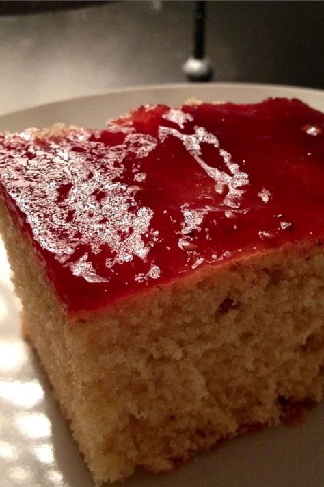 Nana's Old Fashioned Jelly Cake | "This is a moist yellow cake with a jelly spread over the top while warm. It is so moist, it will melt in your mouth! Use your favorite flavor of jelly." #allrecipes #dessertrecipes #dessertideas #dessertdishes #dessertinspiration Moist Yellow Cakes, Buttermilk Pound Cake, Butter Steak, Sour Cream Pound Cake, Apple Jelly, Lemon Cake Mixes, Chocolate Buttercream Frosting, Jelly Cake, Classic Cake