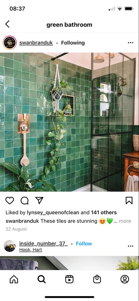 Bathroom Wallpaper Bohemian, Bathroom Wallpaper Ideas Accent Wall, Blue Bathroom Colors, Blue Bathroom Wallpaper, Farmhouse Bathroom Wallpaper, Bathroom Wallpaper Accent Wall, Modern Wallpaper Bathroom, Green Small Bathrooms, Bathroom Wallpaper Inspiration