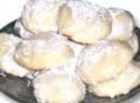 Stella Doro Anginetti's -my mom used to make these all the time~ they don't sell the stella dora anginettis anymore ;( Anginetti Cookies, Real Vanilla, Italian Christmas Cookies, Cream Puff Recipe, Basic Art, Italian Recipes Dessert, Italian Comfort Food, Squeezed Lemon, Italian Cookies