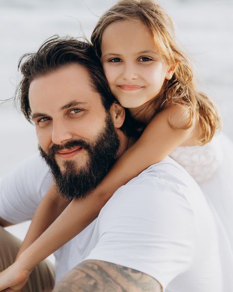 I recently had the pleasure of capturing a heartwarming daddy-daughter photo shoot for my clients. The bond between them was truly special, and every moment was filled with laughter and love. It’s always a joy to document such genuine moments, and I’m thrilled with how beautifully these photos turned out 🥰 #daddydaughterphotoshoot #30aphotographer #destinphotographer #tampaphotographer Father And Two Sons Picture Ideas, Grandson And Grandma Photos, Mommy Daddy And Daughter Photoshoot, Father Daughter Christmas Pictures, Father Daughter Family Photos, Daddy And Me Photo Shoot Father Daughter, Father And Son Picture Ideas, Parents And Daughter Photography, Dad And Older Daughter Photo Ideas