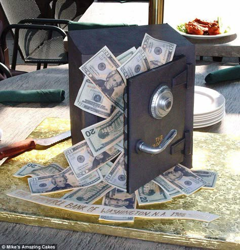 a cake by Mike McCarey from Mike's Amazing Cakes, Seattle, USA. Money Birthday Cake, Money Birthday, Cupcake Fondant, Realistic Cakes, Seattle Usa, Money Cake, Birthday Cakes For Men, Crazy Cakes, Fondant Cupcakes