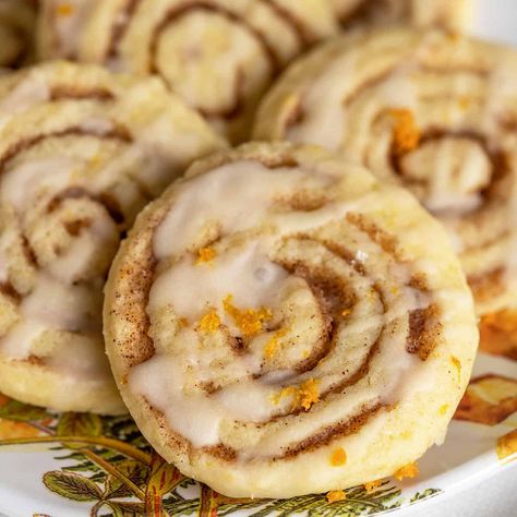 Cinnamon Orange Pinwheel Cookies Pinwheel Cookies Recipe, Pinwheel Cookies, Cinnamon Roll Cookies, Cinnamon Cookies, Easter Brunch Food, Filled Cookies, Cookie Calories, Spice Cookies, Cooking Light