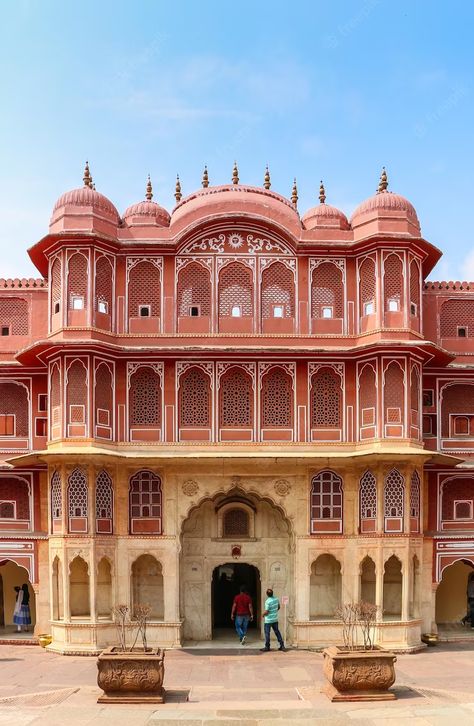 Premium Photo | City palace jaipur rajasthan india Jaipur Pink City, City Palace Jaipur, Jaipur Travel, Islamic Society, Asian Architecture, City Sky, India Photography, Architecture Design Sketch, Pink City