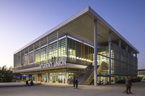 Los Angeles Harbor College Student Union - Education Snapshots Basketball Arena, High School Design, 2022 Design, Architecture Board, College Student, Building Design, College Students, Design Awards, School Design