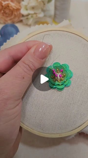 How To Sew Sequins, Bead Embroidery Tutorial, Embroidery Tools, Sequin Appliques, Sewing Embroidery, Needle Thread, Sewing Embroidery Designs, Perler Patterns, Beaded Jewelry Patterns